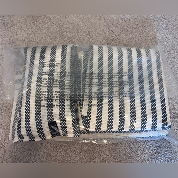 Beach bag with mat and pillow - Picture 4 of 4